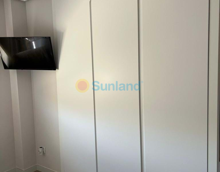 Resale - Apartment - Villajoyosa