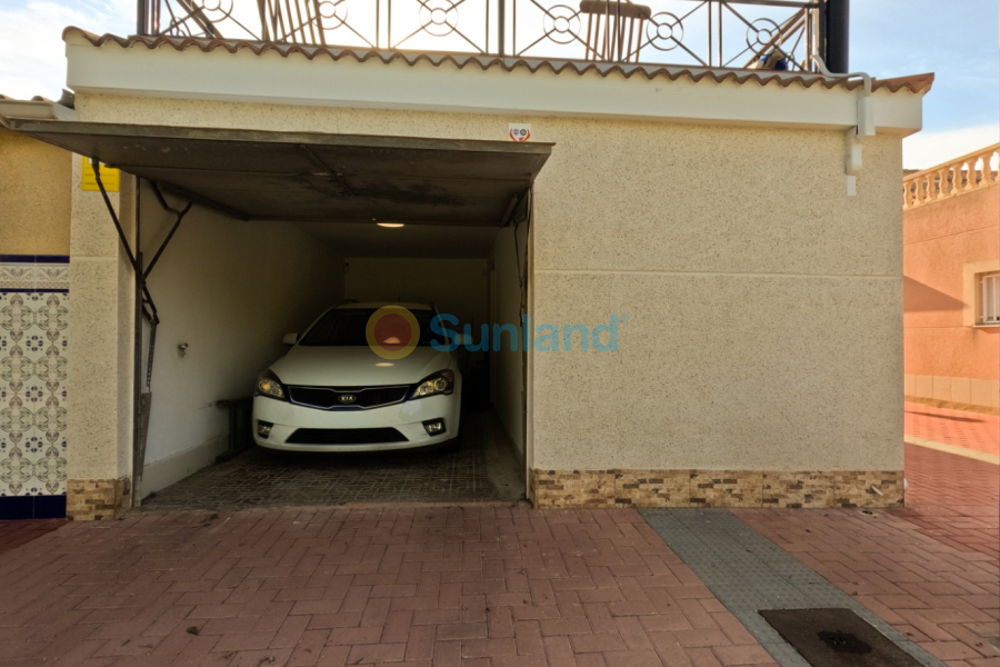 Resale - Townhouse - Torrevieja - El Acequión - Los Náufragos