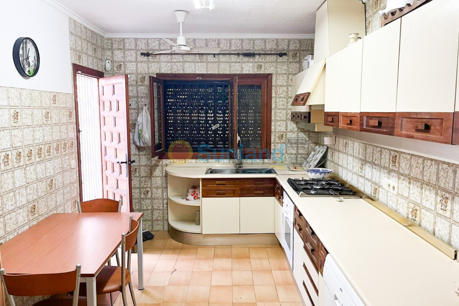 Вторичка - Bилла - Orihuela Costa - Punta Prima