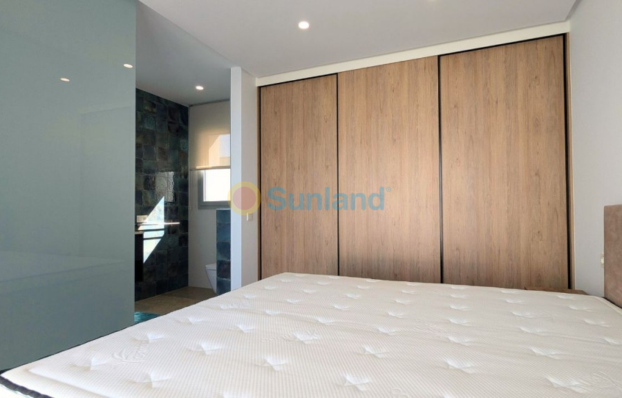 Resale - Detached Villa - Benijofar