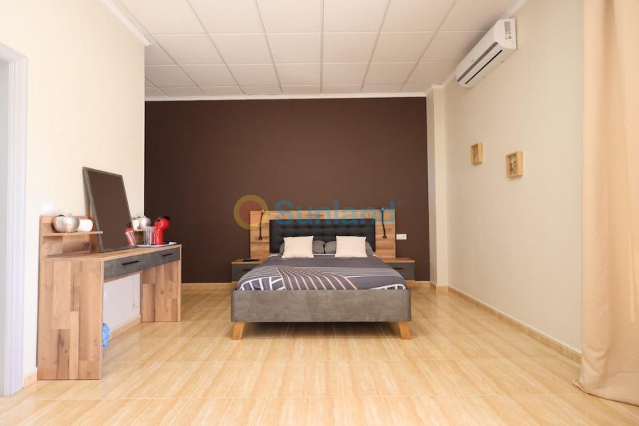 Segunda mano - h - San Miguel De Salinas - Urbanizaciones