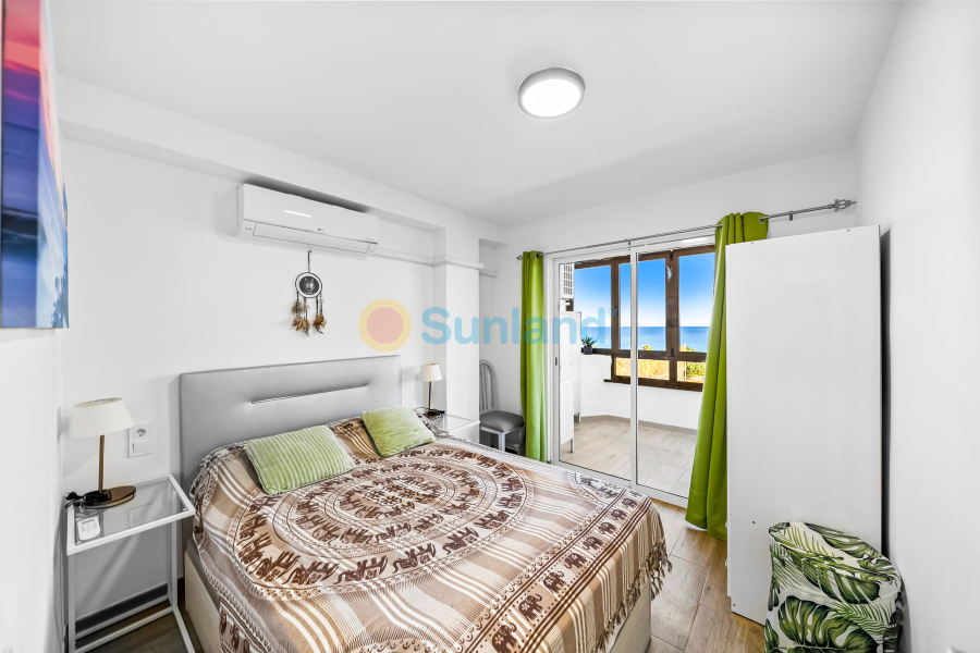 Resale - Apartamento - Torrevieja - Cabo Cervera