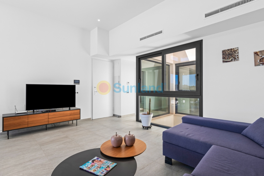 Resale - Villa - San Miguel de Salinas - Costa Blanca