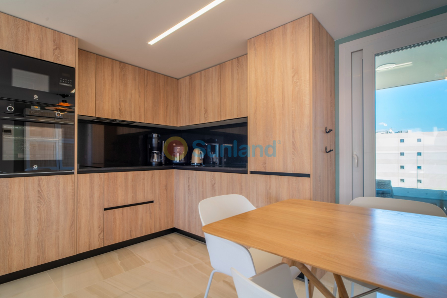 Resale - Apartment - Torrevieja - Punta Prima