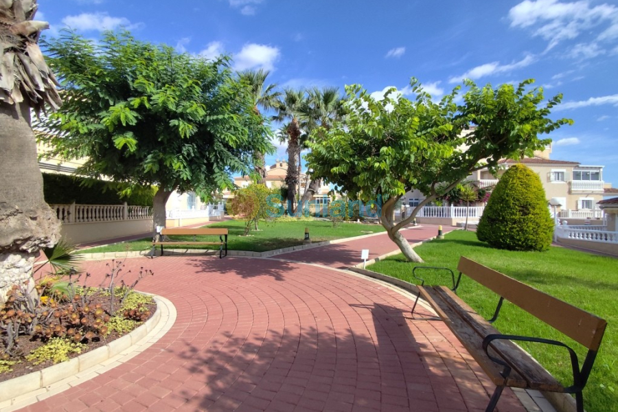 Resale - Apartment - Orihuela Costa