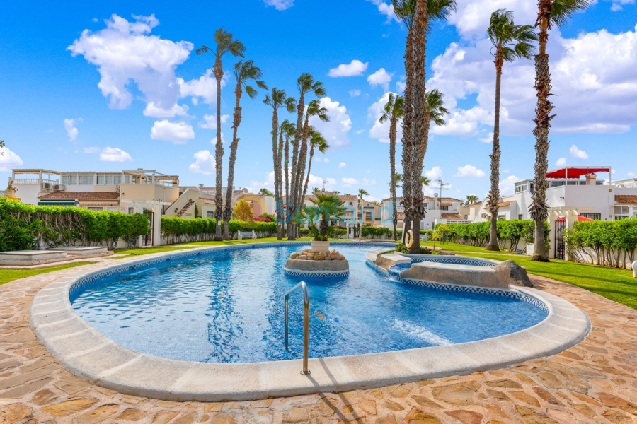 Resale - Quad house - Orihuela Costa - Playa Flamenca