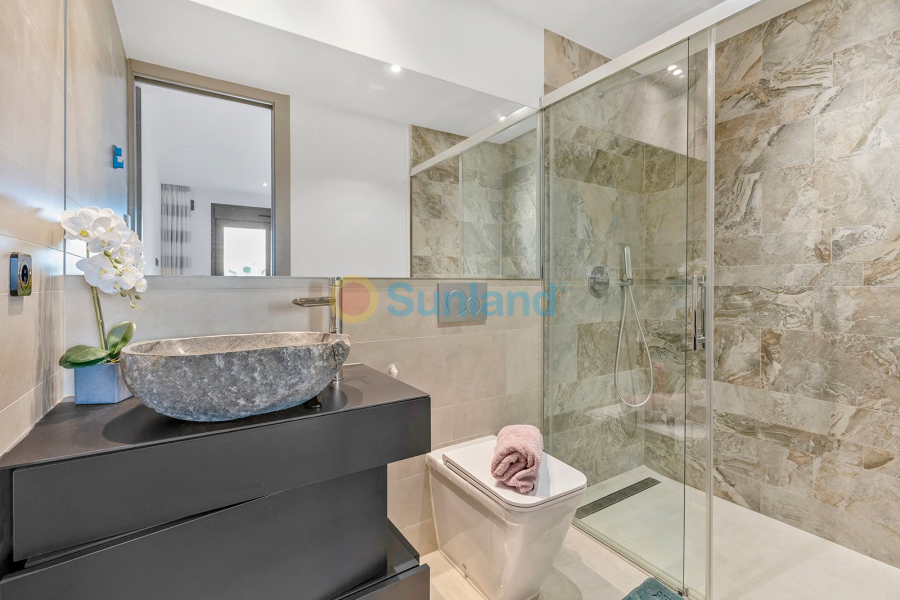 Resale - Apartment - Orihuela Costa - 