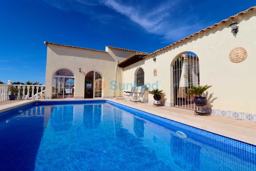 Resale - Country house - Catral