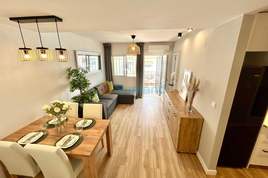 Resale - Terraced house - Orihuela - Urbanización Perla del Mar