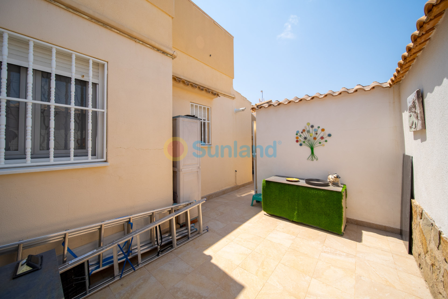 Verkauf - Haus - Orihuela Costa - La Florida