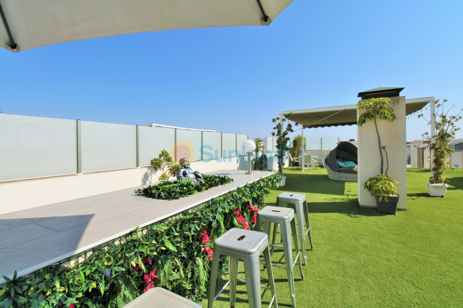 Resale - Villa - Villamartin