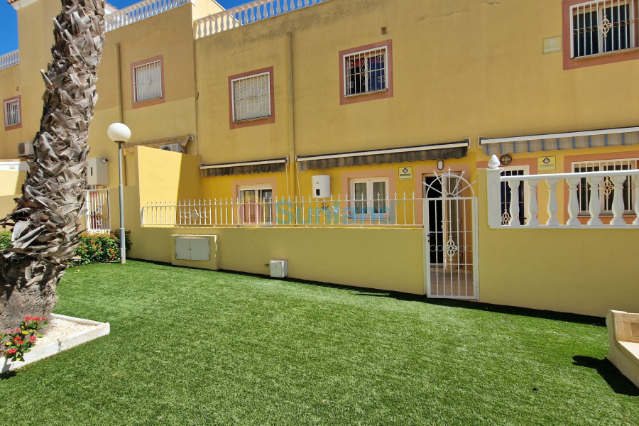 Resale - Townhouse - Orihuela Costa - Villamartin