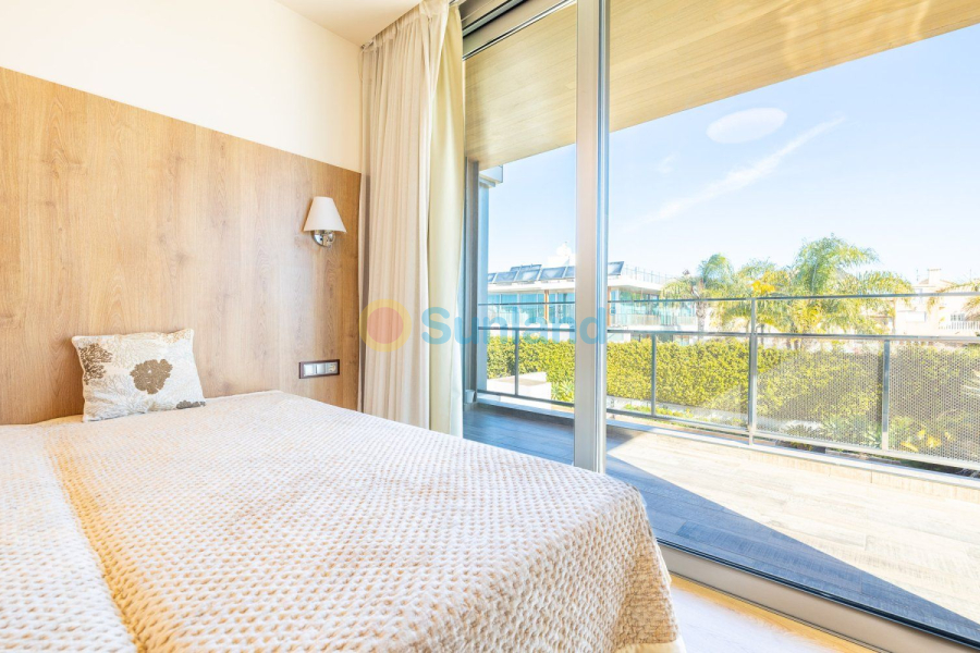 Segunda mano - Chalet - Orihuela Costa - La Zenia