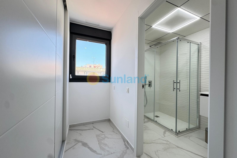 Resale - Apartment - Torrevieja - 
