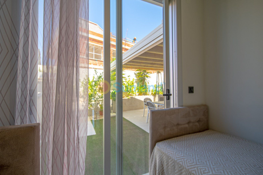 Resale - Villa - Orihuela Costa - Lomas De Cabo Roig