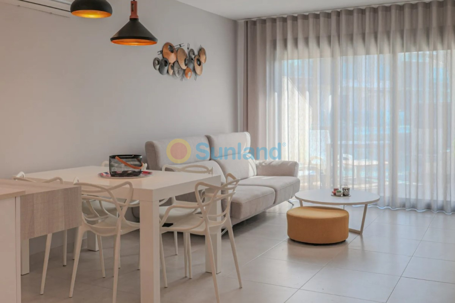 Resale - Apartment - Guardamar del Segura - 