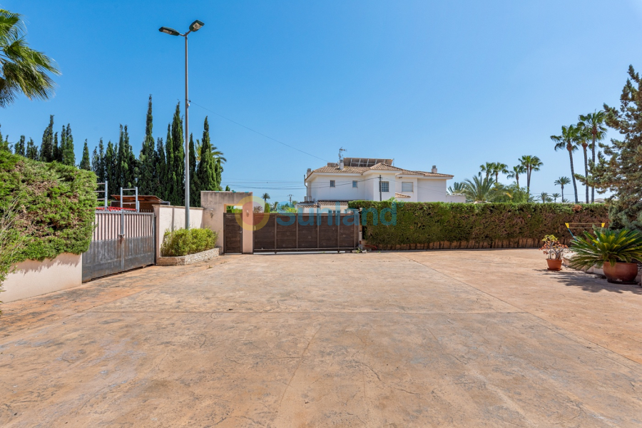 Resale - Villa - Elche/Elx