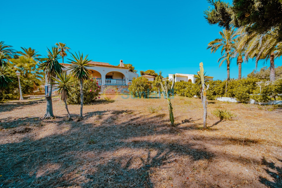 Resale - Villa - Orihuela Costa - Playa Flamenca