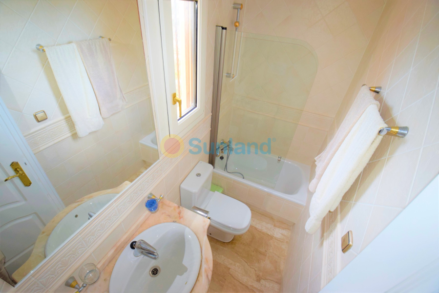 Resale - Villa - Guardamar del Segura - El Moncayo