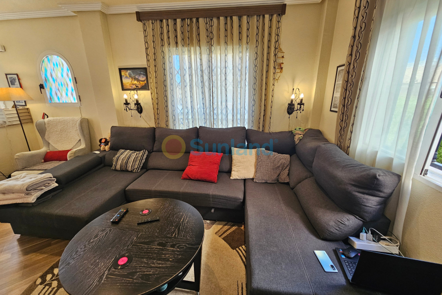 Använda fastigheter - Villa - Los Altos - Royal Park