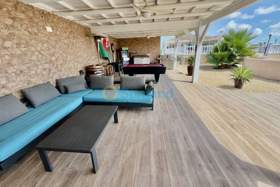 Använda fastigheter - Villa - Rojales