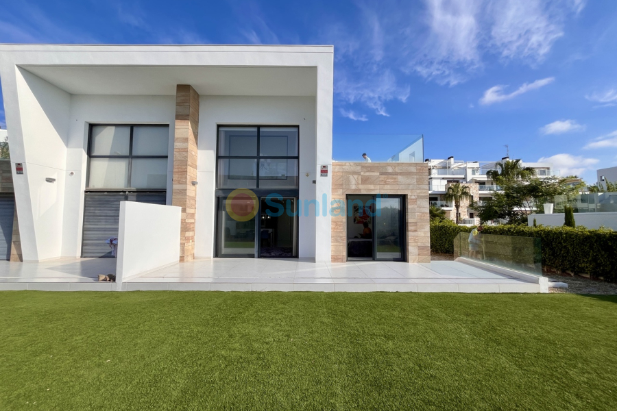 Segunda mano - V - Los Dolses