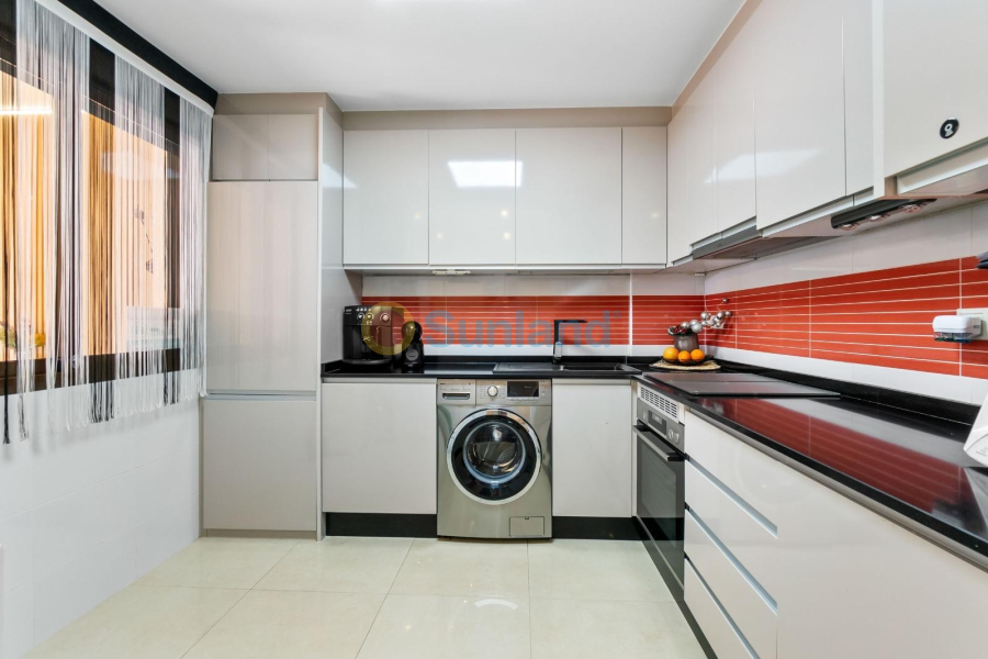 Resale - Townhouse - Torrevieja - 