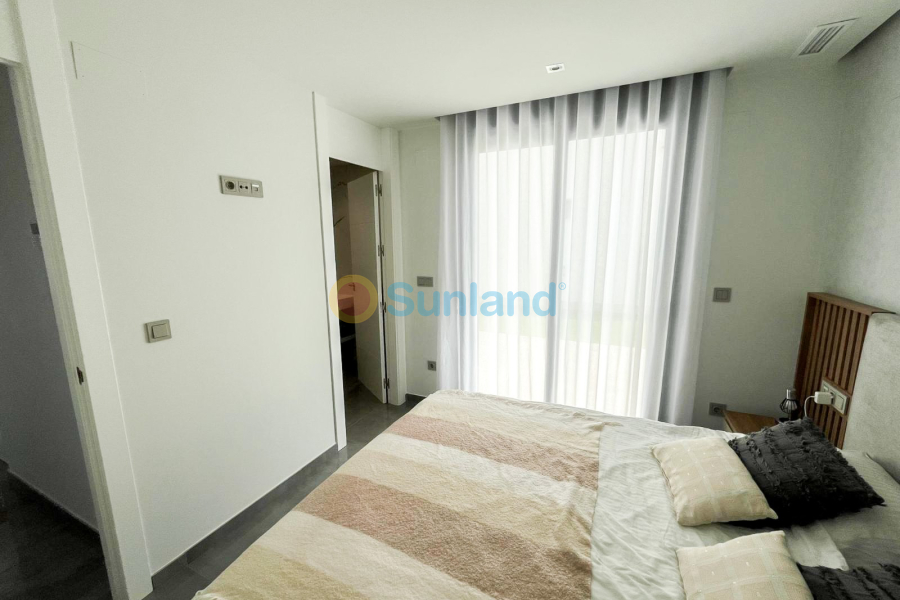 Segunda mano - Chalet - Torrevieja - Los Altos