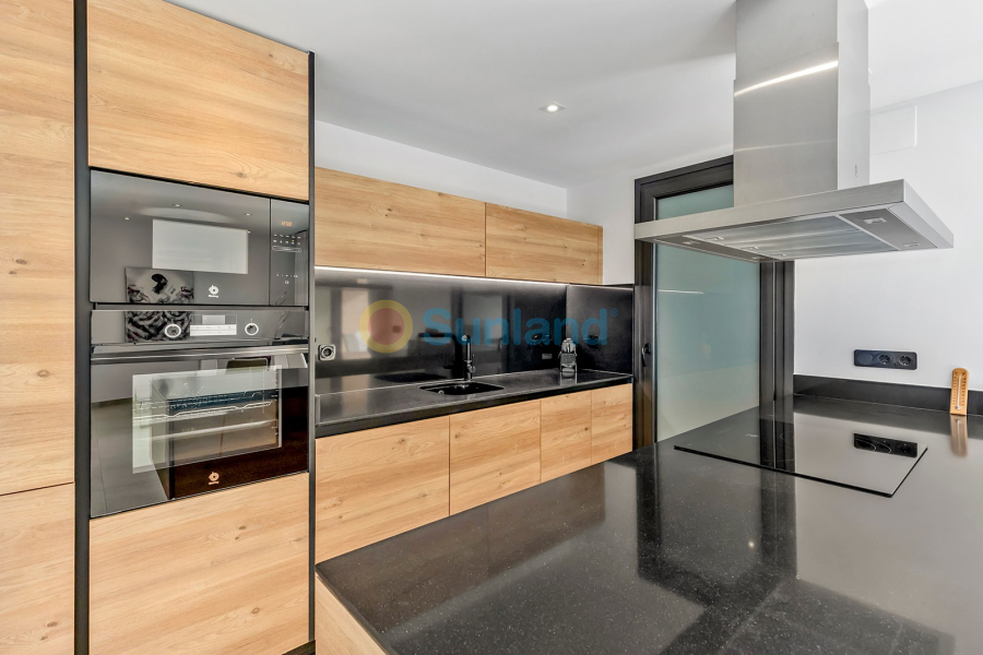 Resale - Apartment - Orihuela Costa - 