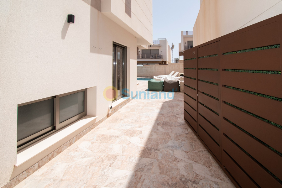 Använda fastigheter - Villa - Orihuela Costa - Villamartin