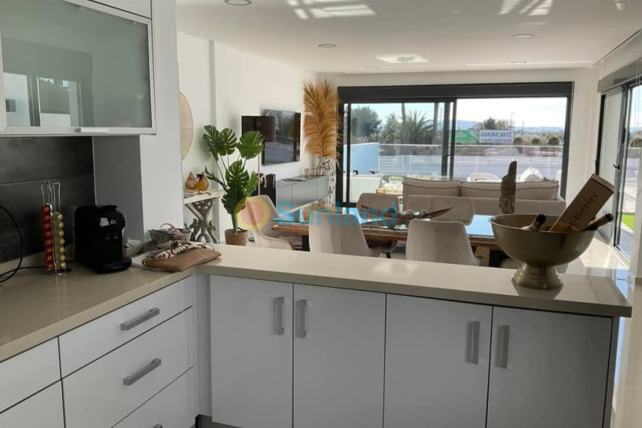 Resale - Villa - San Fulgencio - Urbanización La Marina