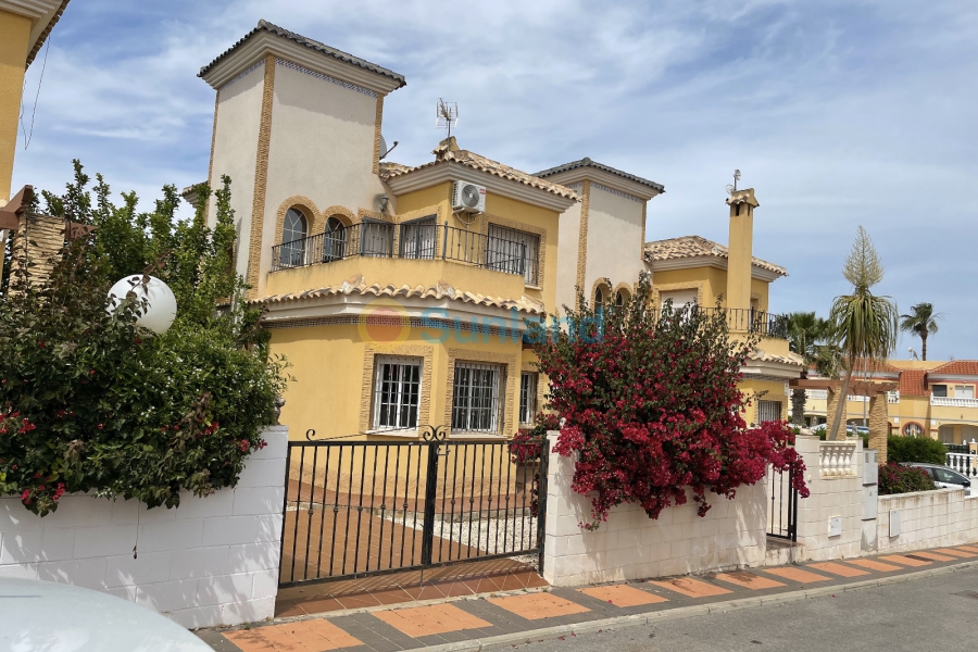 Brukte eiendommer - Villa - Lo Crispin, Algorfa