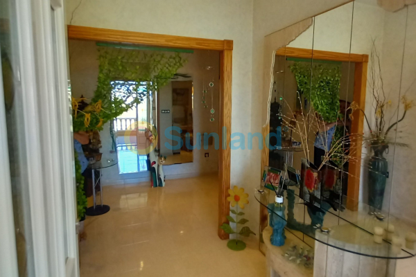Använda fastigheter - Takvåning över 2 våningar - Formentera de Segura