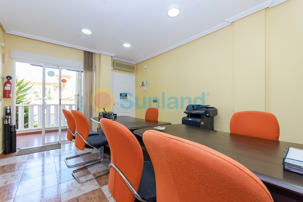 Använda fastigheter - Bungalow på bottenvåningen - Orihuela Costa - Villamartin